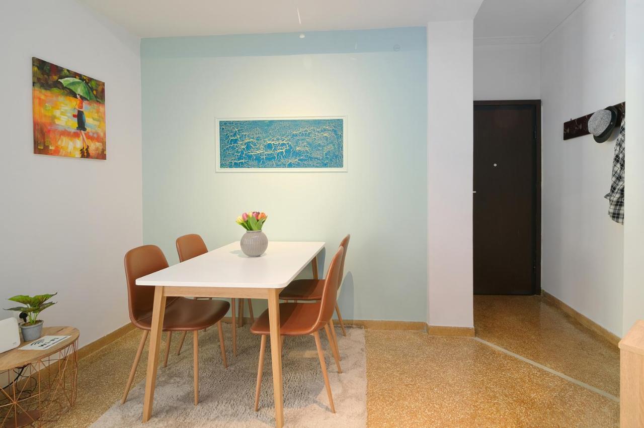 Venias Two-Bedroom Apartment Kallimarmaro And Zappeio Area Atena Exterior foto