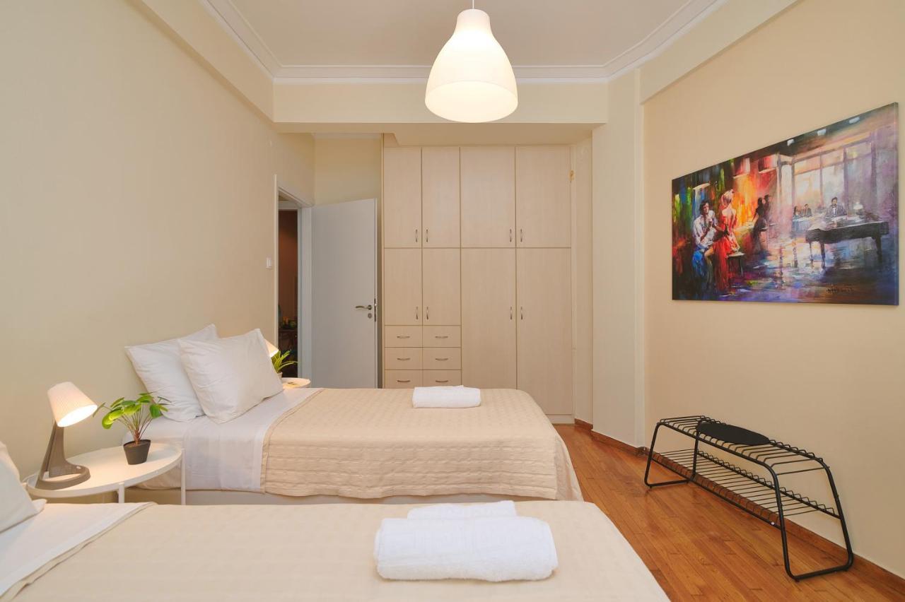 Venias Two-Bedroom Apartment Kallimarmaro And Zappeio Area Atena Exterior foto